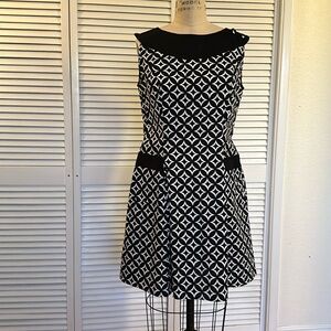 Black & white dress size L